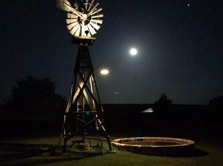 Snow Goose Lodge At Gamekeeper S Marsh