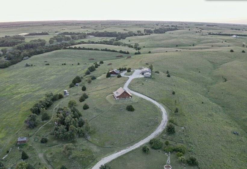 Snow Goose Lodge At Gamekeeper S Marsh
