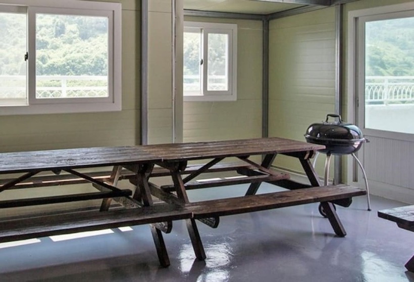 Tongyeong Chuckpo Sunshine Pension