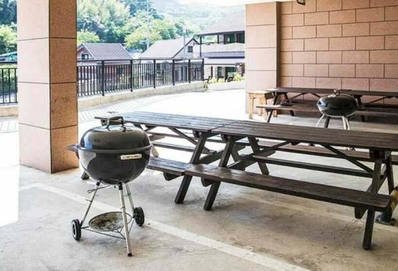 Tongyeong Chuckpo Sunshine Pension