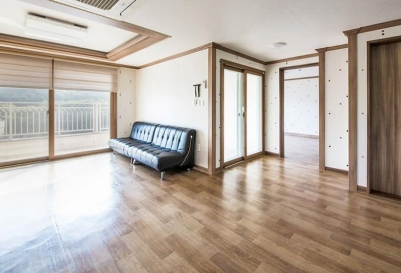 Tongyeong Chuckpo Sunshine Pension
