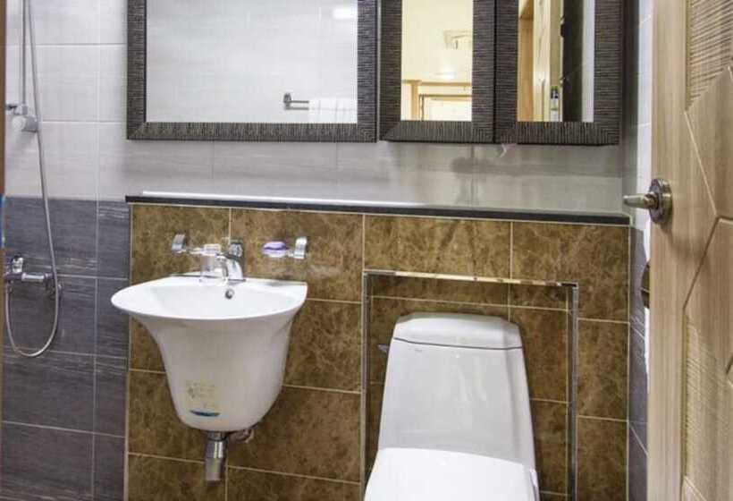 Tongyeong Chuckpo Sunshine Pension