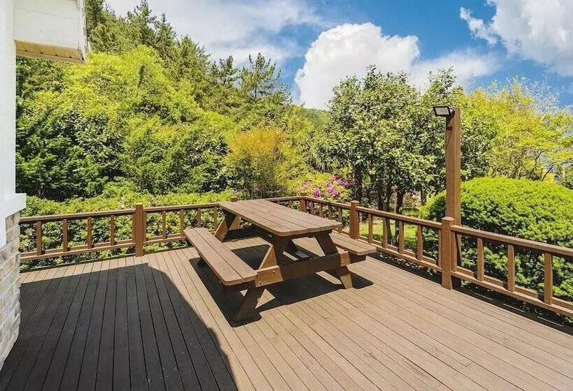 Yeosu Supsokae Pension