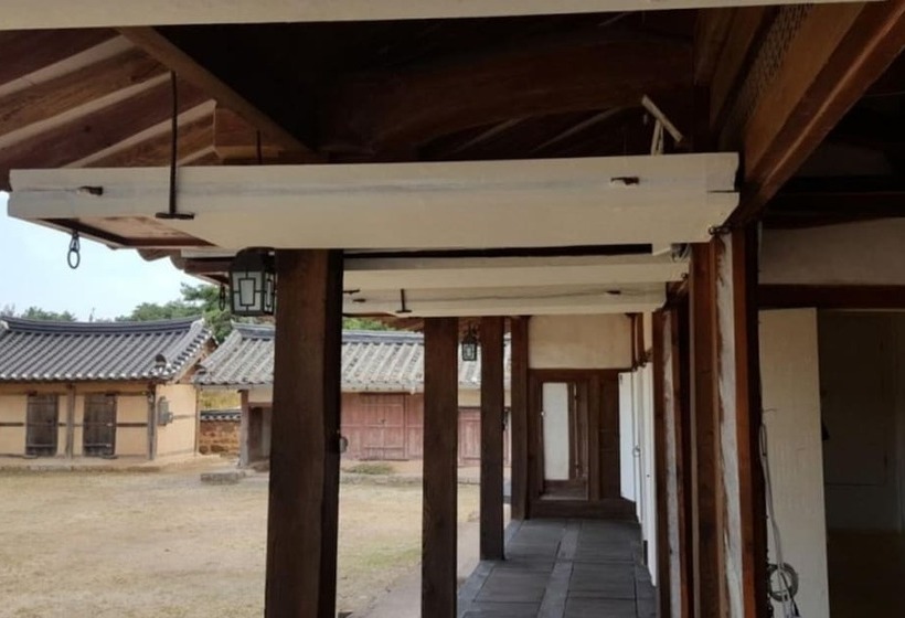 Andong Jeongjaejongtaek Hanok Pension
