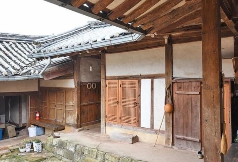 Andong Jeongjaejongtaek Hanok Pension