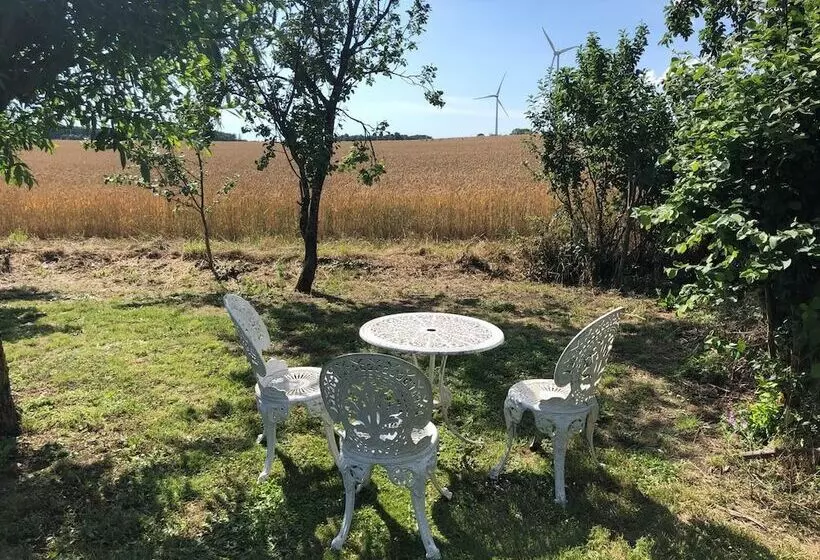 Aamiaismajoitus (B&B) Les Geais