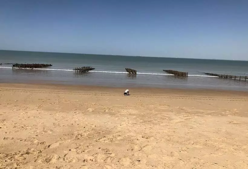 Aamiaismajoitus (B&B) Les Geais