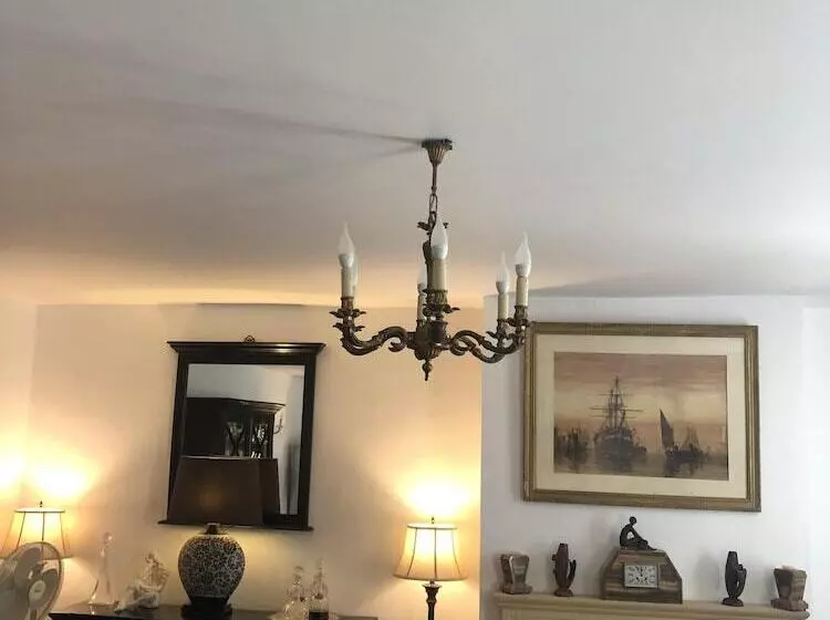 Aamiaismajoitus (B&B) Les Geais