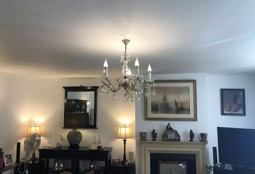 Aamiaismajoitus (B&B) Les Geais