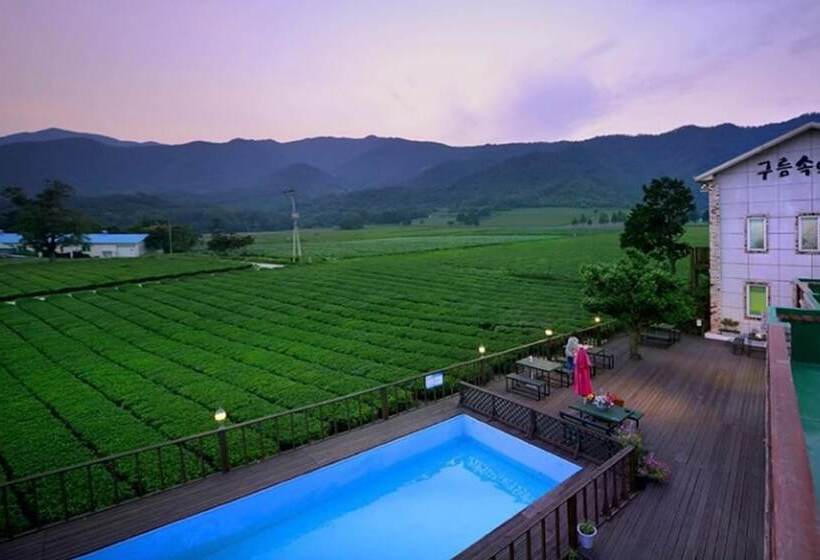 Boseong Gureumsogui Sanchaek Pension