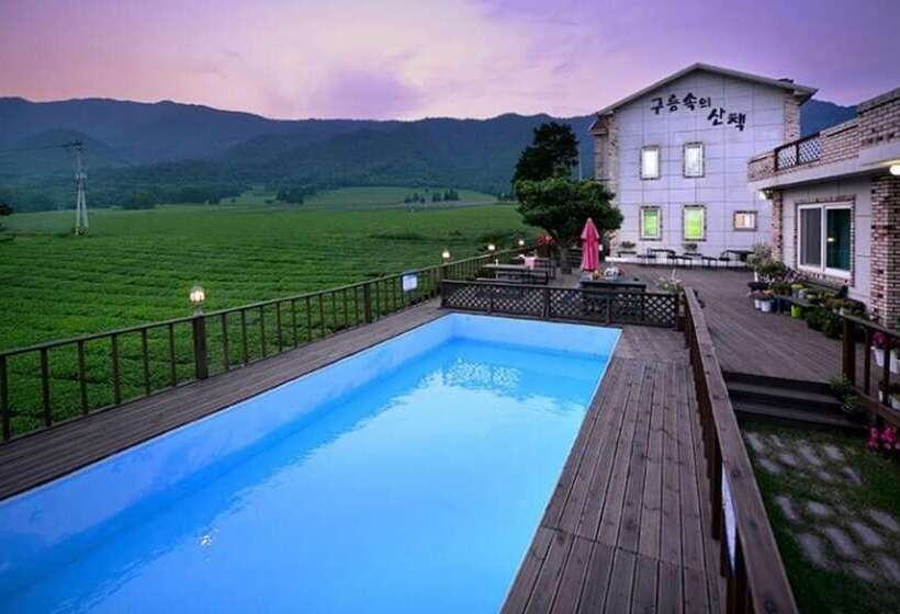 Boseong Gureumsogui Sanchaek Pension