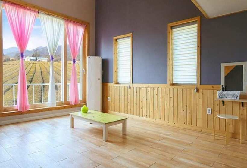 Boseong Gureumsogui Sanchaek Pension