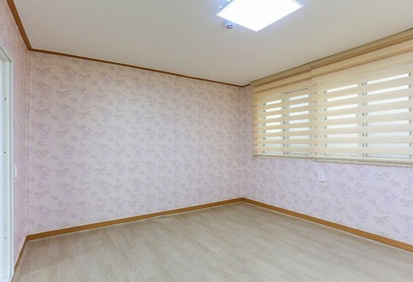 Damyang Dongine Unshared House Pension