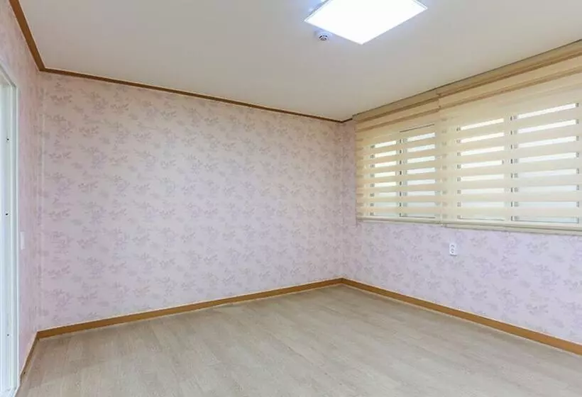 Damyang Dongine Unshared House Pension