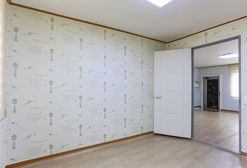 Damyang Dongine Unshared House Pension