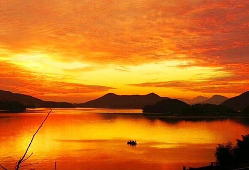 Geoje Jeongdeulgo Pension