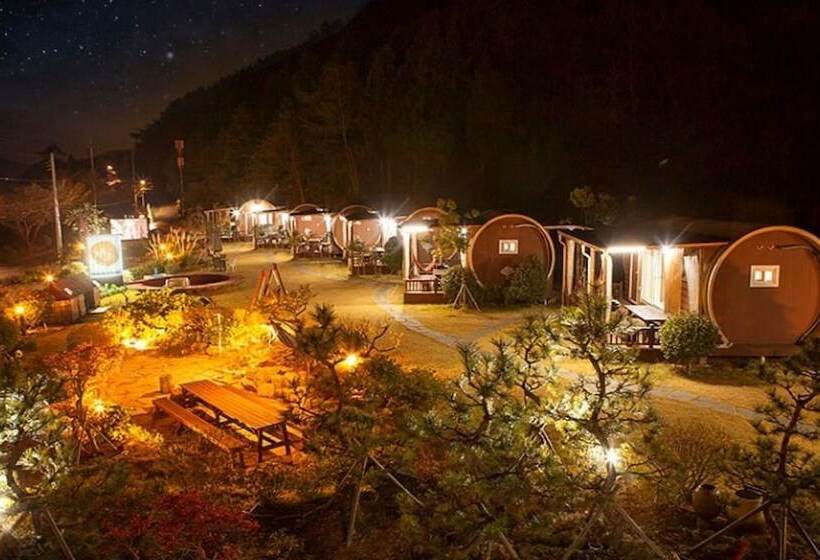 Geoje Jeongdeulgo Pension