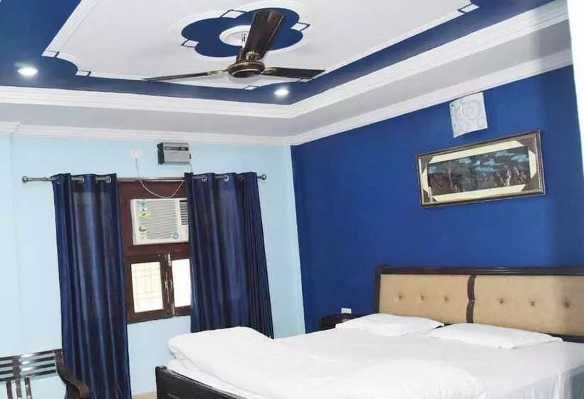 Goroomgo Hotel Aaryan Lucknow