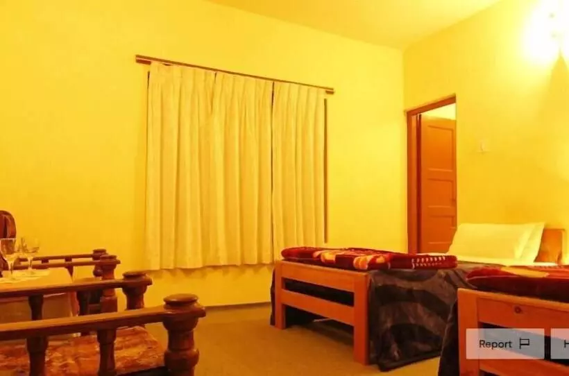 Gulmit Continental Hotel Hunza Valley