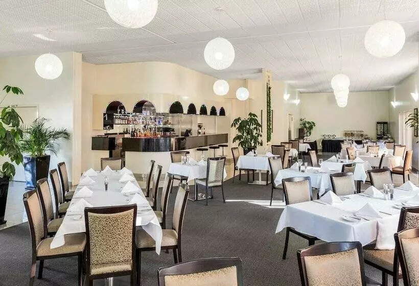 ホテル Breakfree Queanbeyan