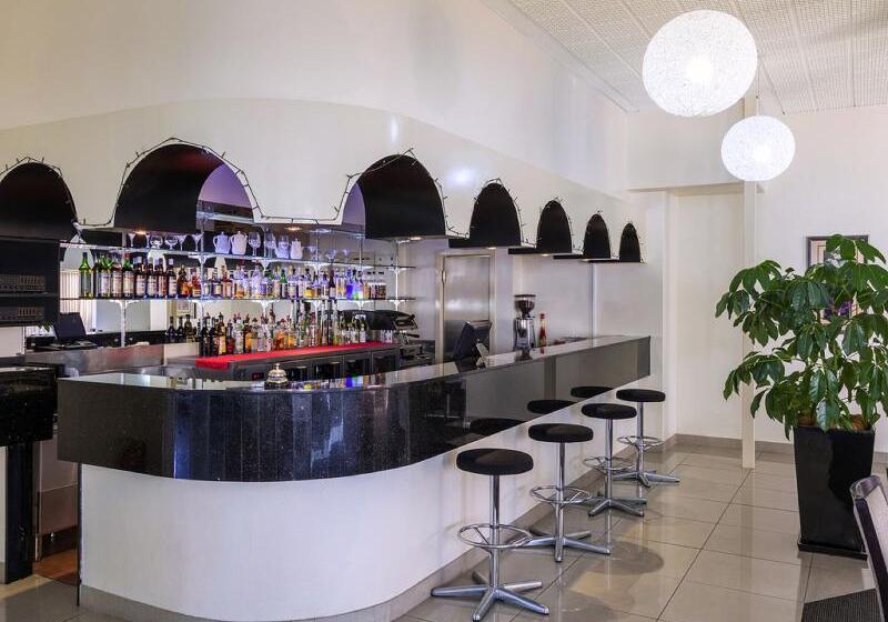 Hotel Breakfree Queanbeyan