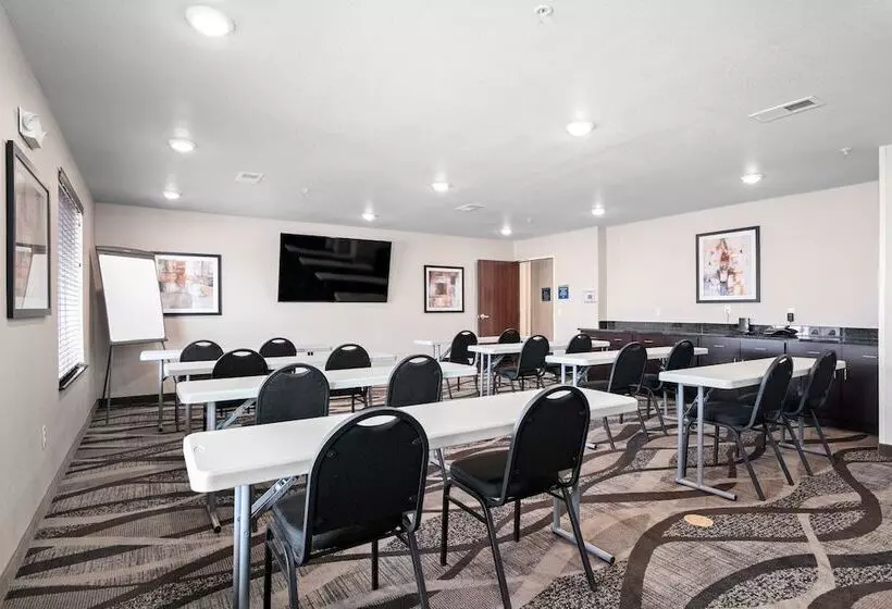 Hotelli Cobblestone Inn & Suites  Yuma