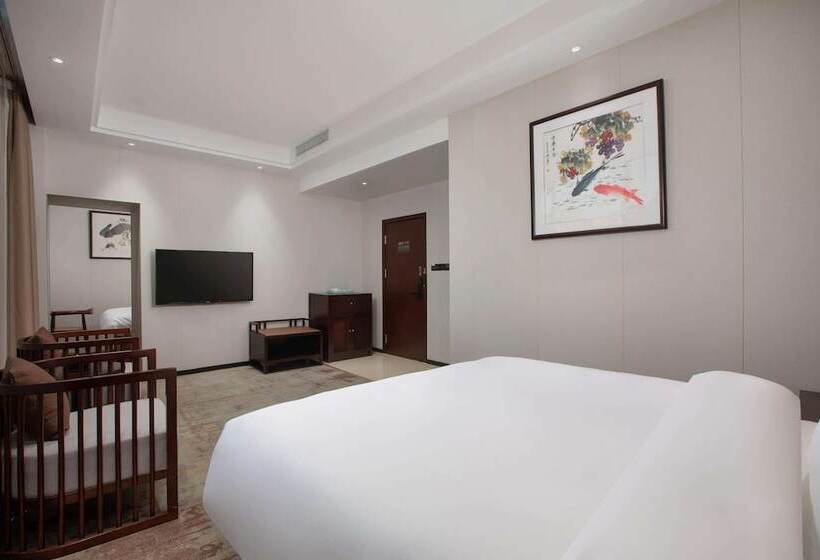 ホテル Ramada Encore By Wyndham Linqu Downtown