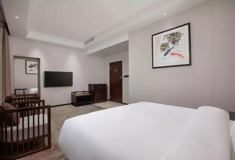 ホテル Ramada Encore By Wyndham Linqu Downtown