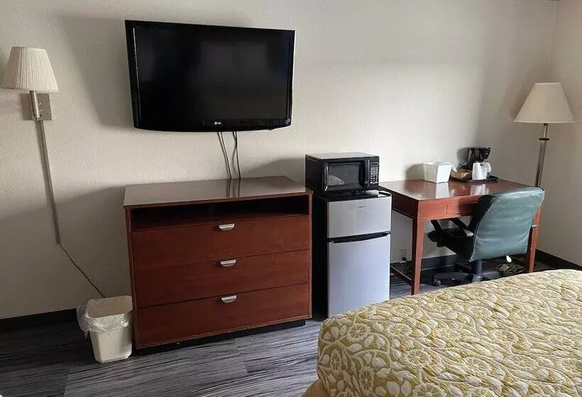 Hotelli The Royal Inn & Suites