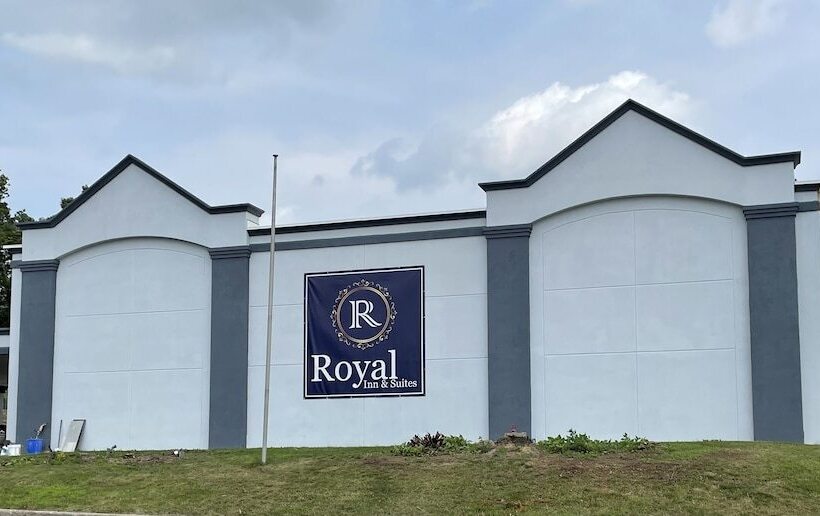 هتل The Royal Inn & Suites