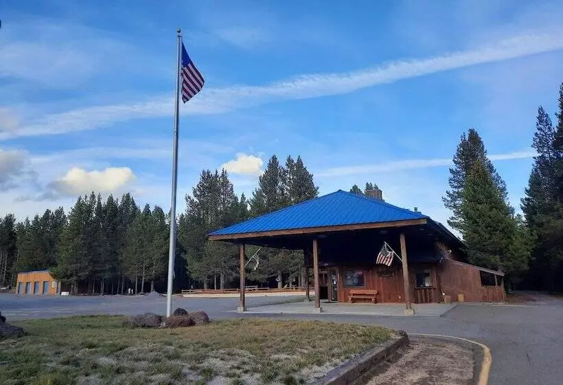 Hotelli Willamette Pass Inn