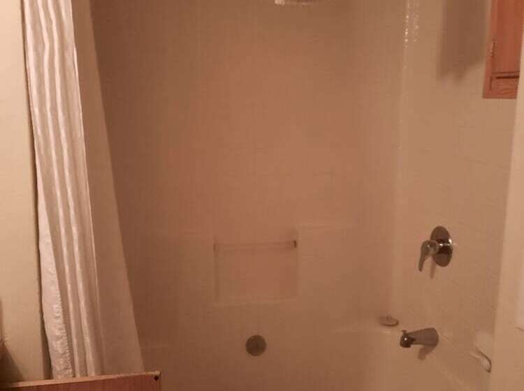 酒店 Willamette Pass Inn