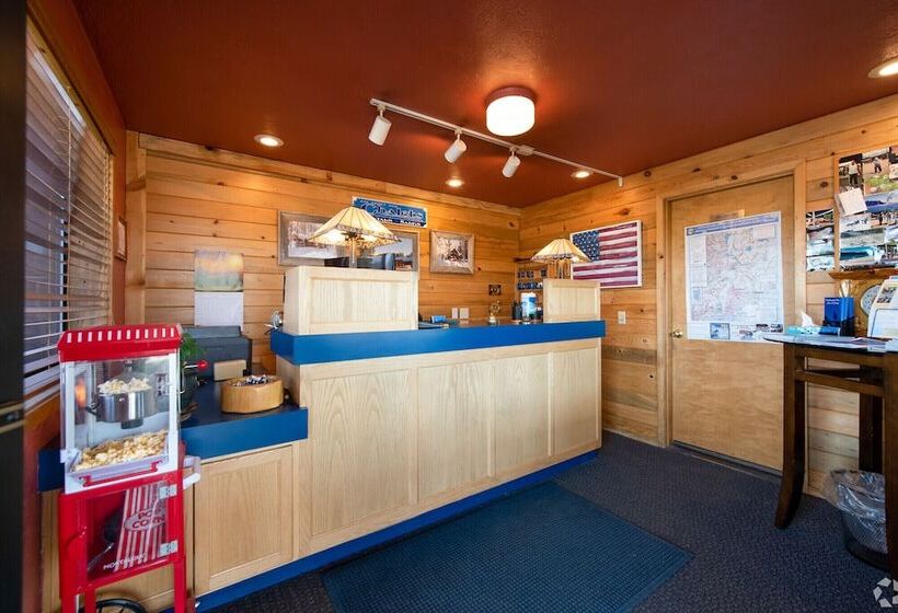 酒店 Willamette Pass Inn