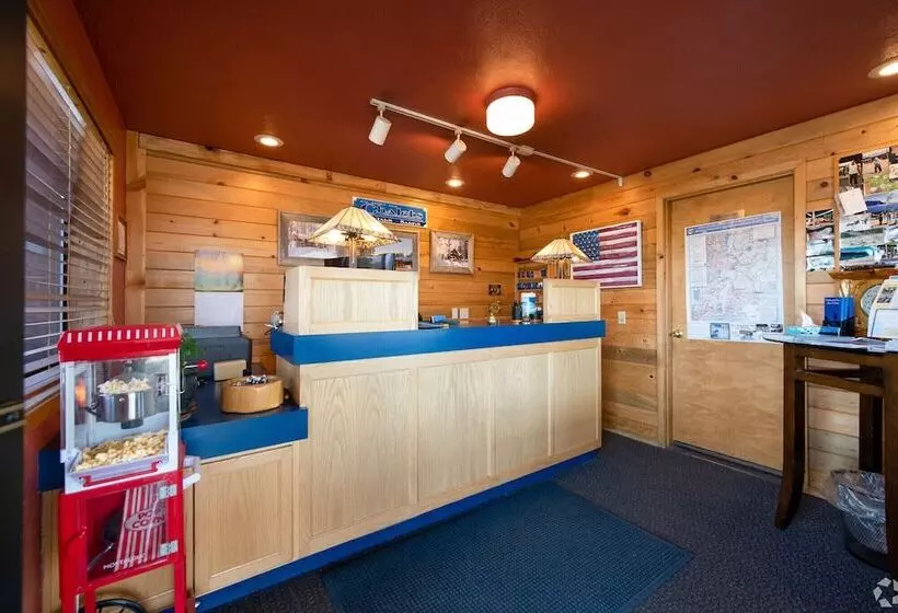 Hotelli Willamette Pass Inn