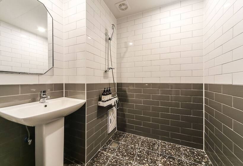 Motel Geojedo Branch Cell Phoenix