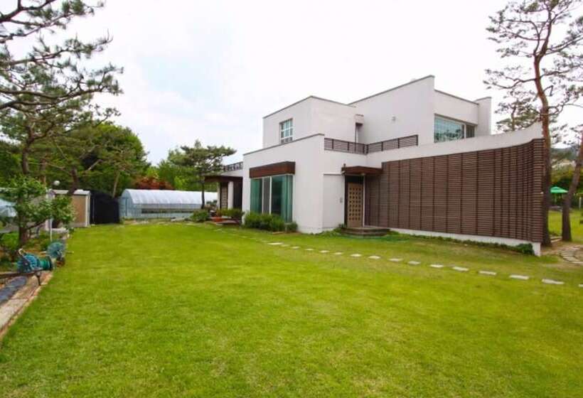 Namyangju Tannenbaum Pension