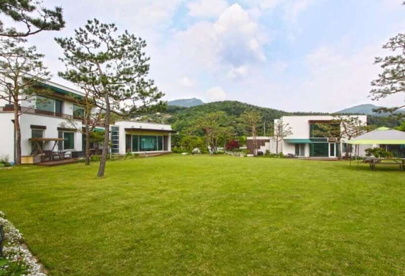 Namyangju Tannenbaum Pension