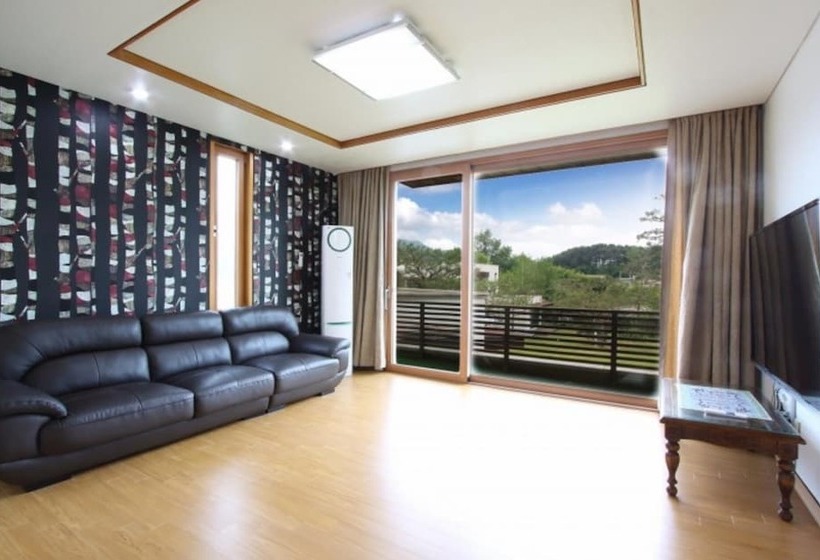 Namyangju Tannenbaum Pension