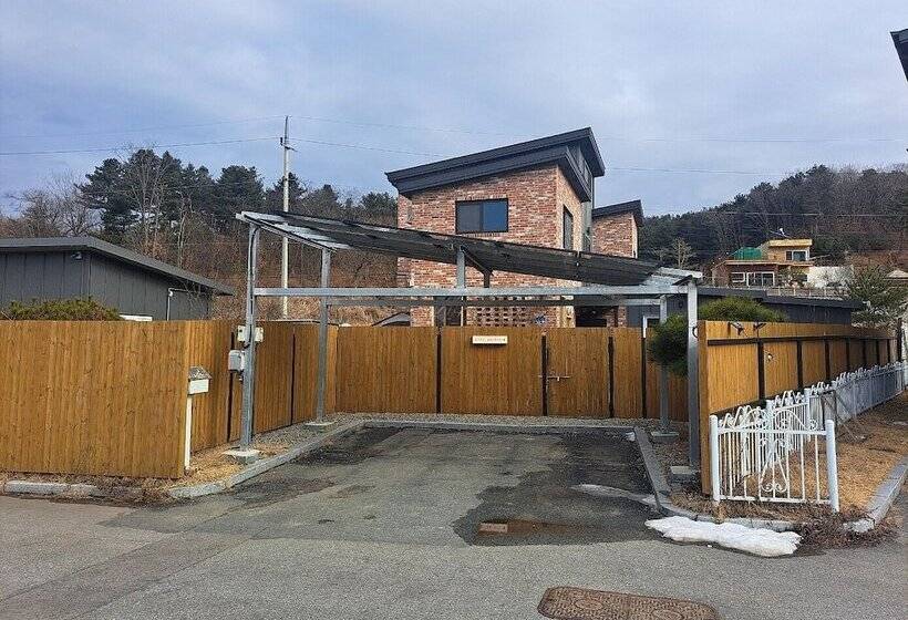 بنسيون Chuncheon Staysaint21 Poolvilla