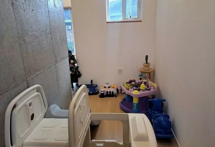 Majatalo Chuncheon Staysaint21 Poolvilla