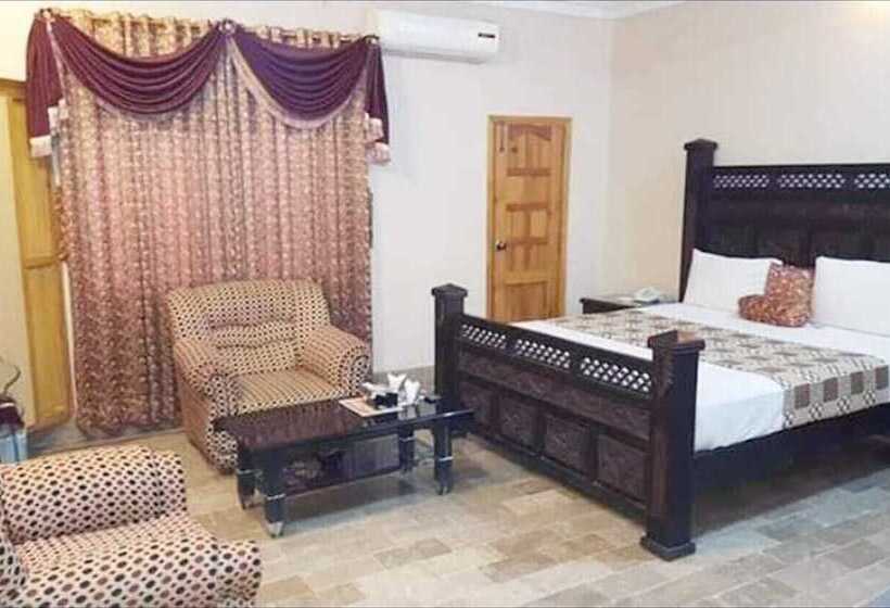 پانسیون Indus Guest House