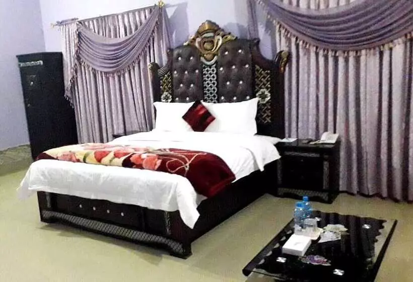 پانسیون Indus Guest House