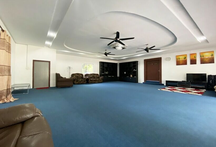 بنسيون Oyo Home 90319 Ambong Bay Resthouse Homes