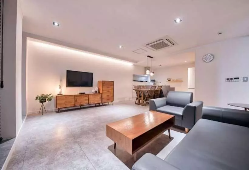 پانسیون Pocheon Forest Pool Villa