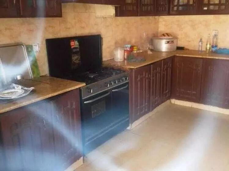 پانسیون Springfield Guest House