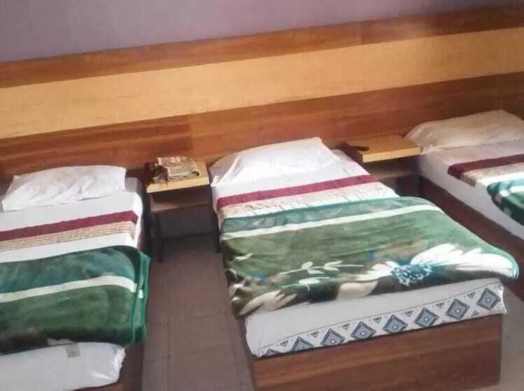 پانسیون Springfield Guest House