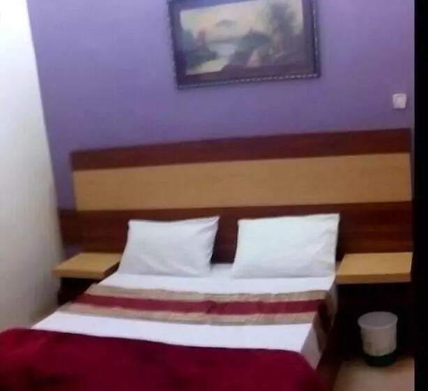 پانسیون Springfield Guest House