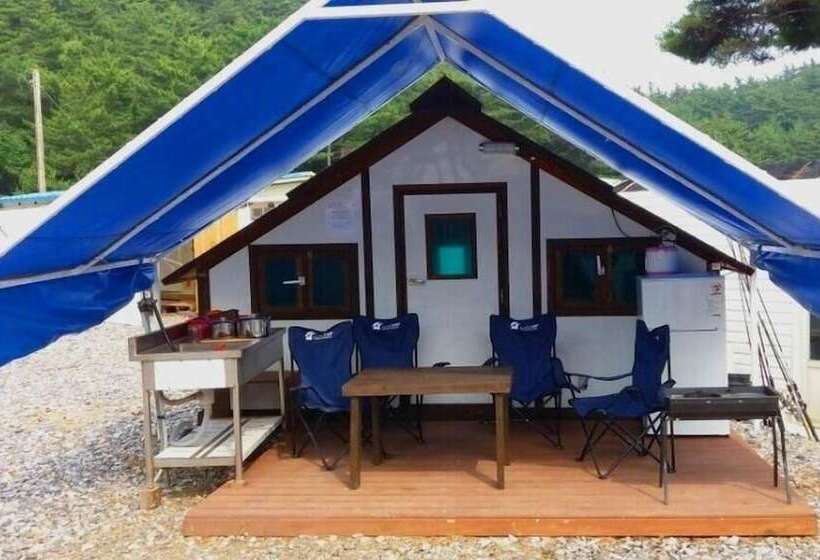 Pensión Taean Sinbatdeu Ui Moheom