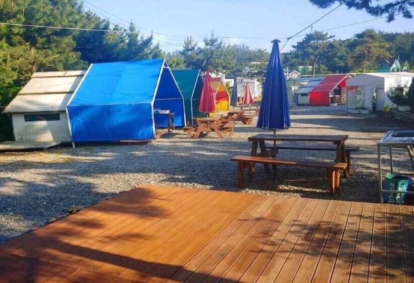 Pensión Taean Sinbatdeu Ui Moheom