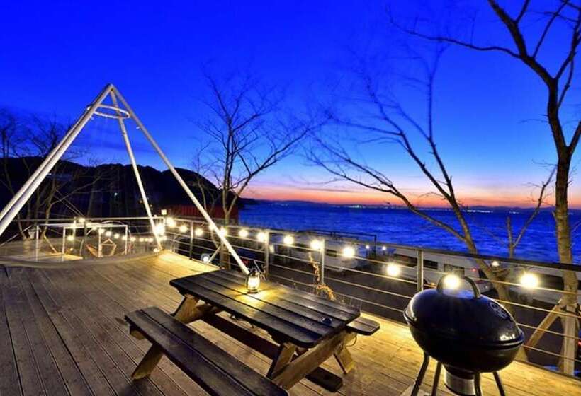 Pohang Glampingaen And Caravan Pension